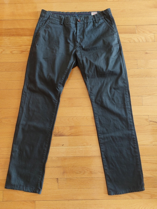 DSQUARED Other - DSQUARED Men's Slim Straight Chinos in Charcoal